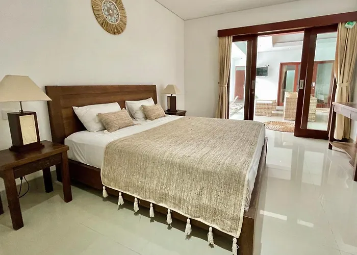 Villa Angel 2 - Shortcut, Staff Included
